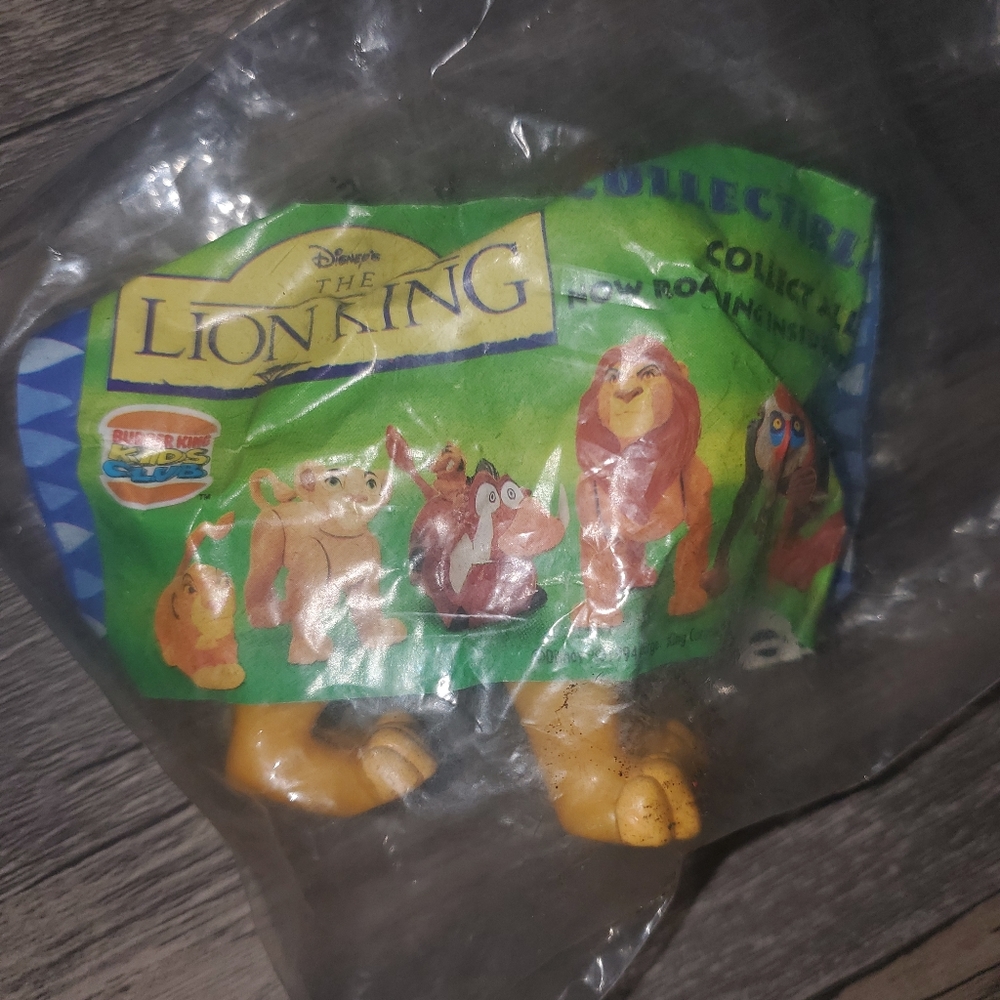 Vintage Burger King kids club happy meal from Disney's The Lion King